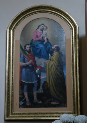 성모자와 밀라노의 성 비탈리스와 성 마르코 복음사가_photo by Syrio_in the church of San Vitale in Romallo of Novella_Italy.jpg